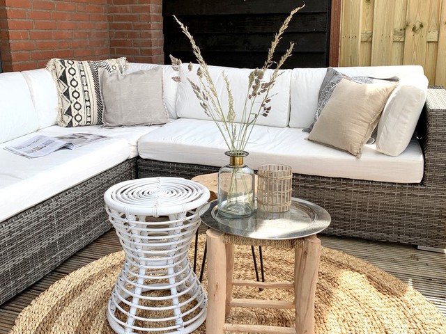 Budget shopping: 12x bijzettafels voor in de tuin onder €75