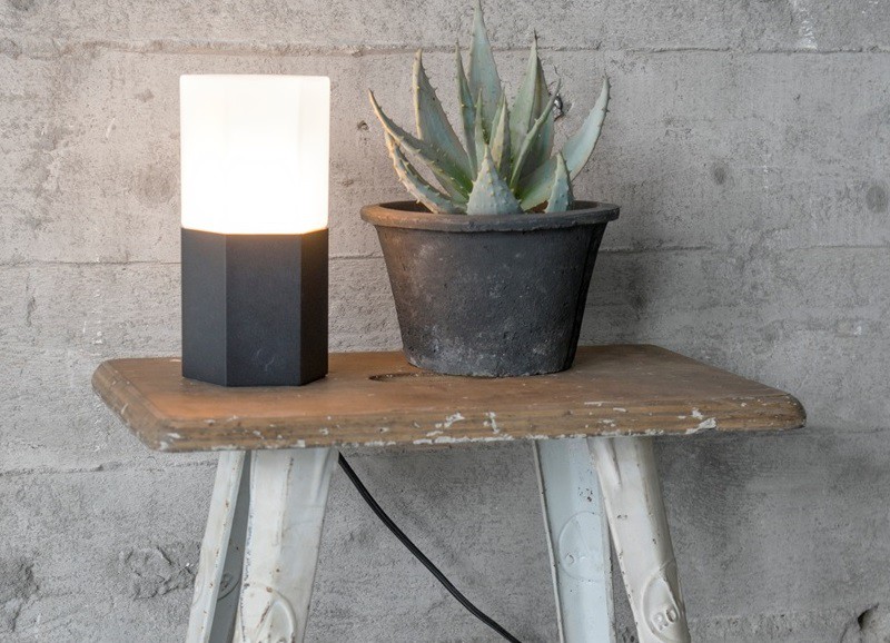 Win dit stoere Scandinavische tafellampje t.w.v. €59,95!