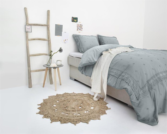 https://cdn.dreamdeco.com/j37-oyQbEEmikr9hNPEc9B2ElMI=/640x0/nl/media/blogpost/inspiratie-lichte-slaapkamer-met-natuurlijke-materialen/hsj.jpg