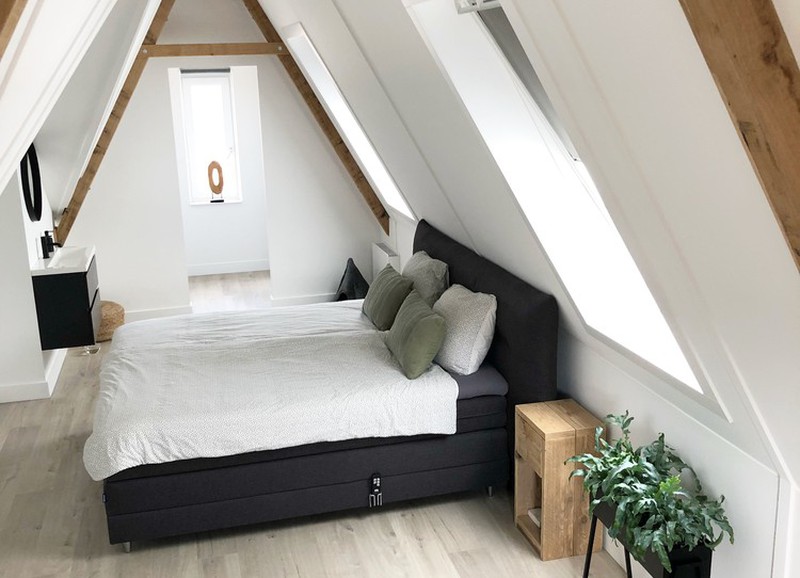 Deze 4 stylingfoutjes laten je slaapkamer onbewust goedkoper ogen