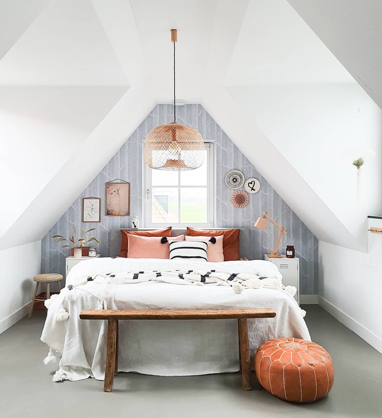 Kameraad Lil Absoluut 6x ideeën om de muur achter je bed te stylen | HomeDeco.nl