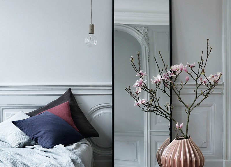 Staande spiegels in het interieur